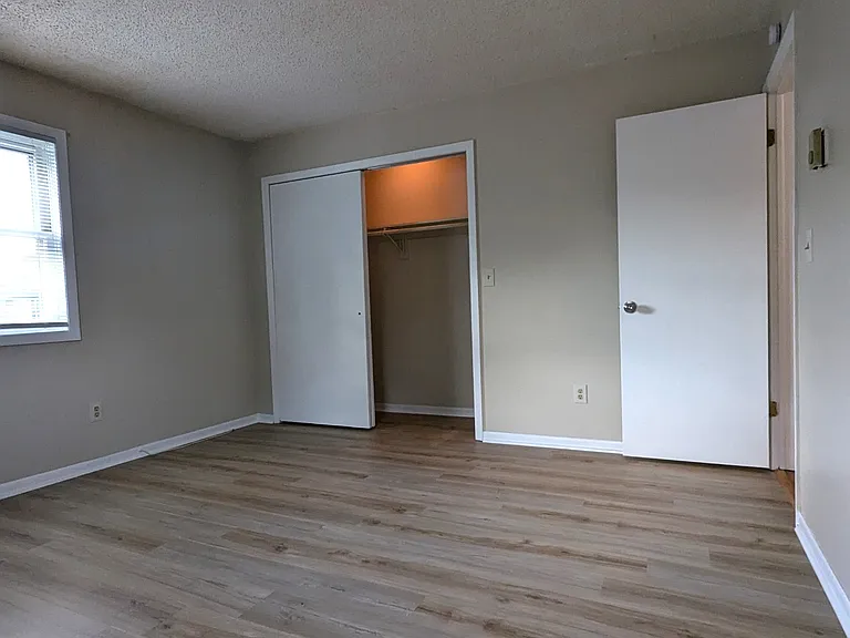 35 Parkwood St #2 — Photo 7