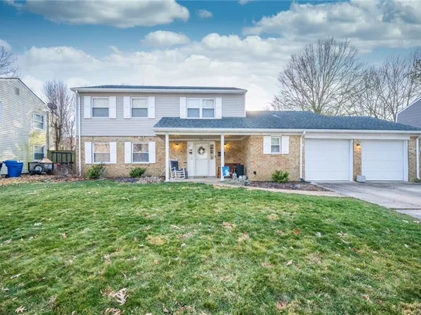 548 Woodlake Rd, Virginia Beach, VA 23452