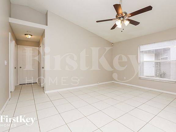3rd image of 7466 Groveoak Dr