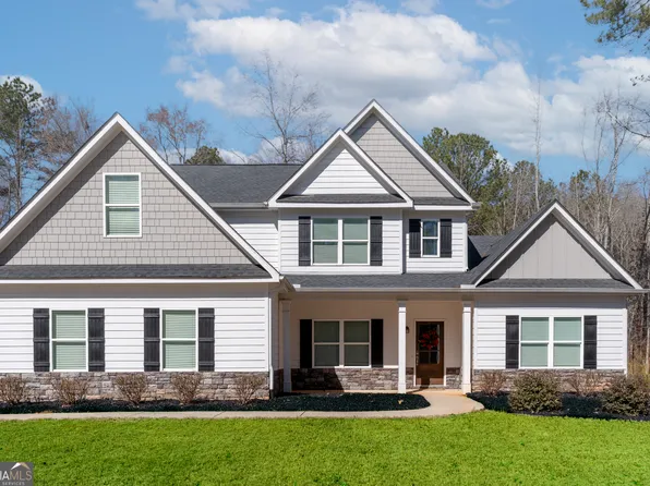 35 Hawthorn Ln, Covington, GA 30014