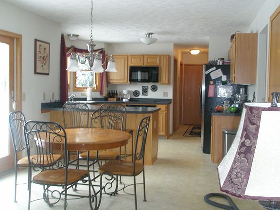 kitchen and Kitchenette