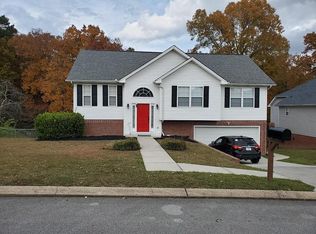 9873 Baker Boy Dr, Ooltewah, TN 37363