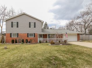 1208 Highland Dr, Prospect Heights, IL 60070