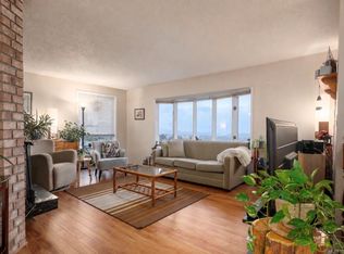 1085 College Dr, Nanaimo, BC V9R 5V5