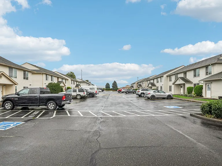 Fircrest Apartments — Photo 9