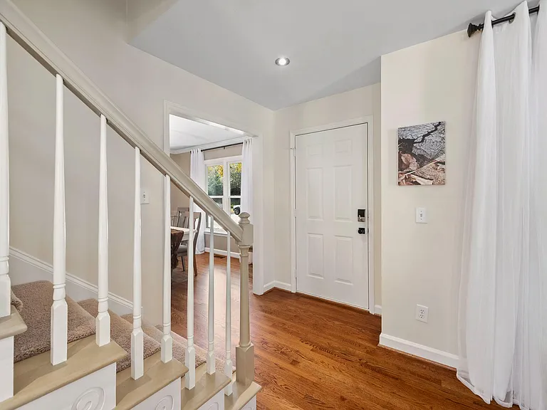 805 S White St — Photo 17