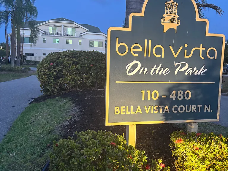 280 Bella Vista Ct N #280 — Photo 36