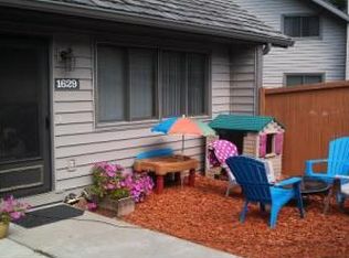 1629 Brenner Pass NE, Fridley, MN 55432