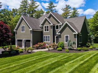 50 Elm St, Plympton, MA 02367