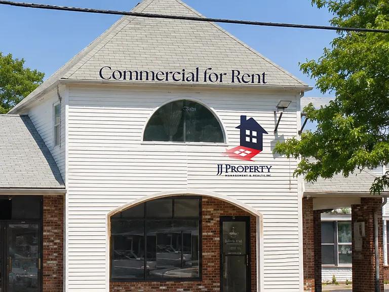 319 Pocasset Ave #4 — Photo 1