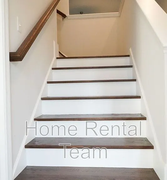 142 Brookline Dr — Photo 8