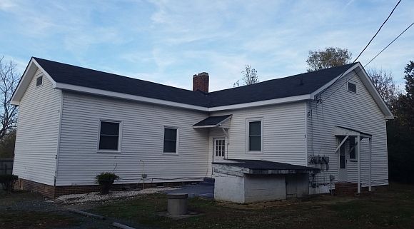 Building Photo 3
