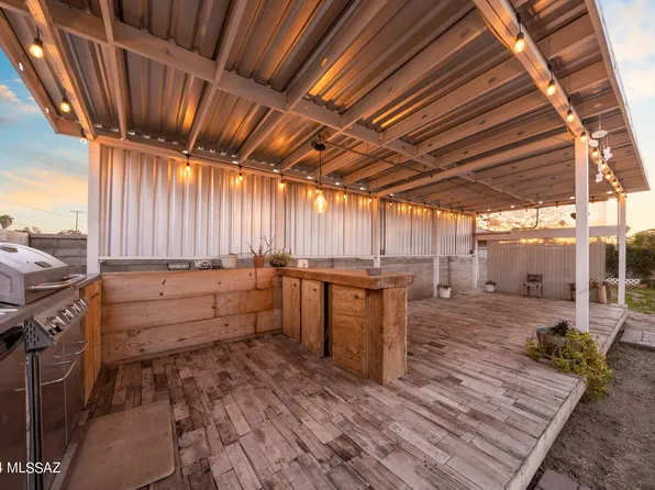 2301 S Calle Yucatan, Tucson, AZ 85710