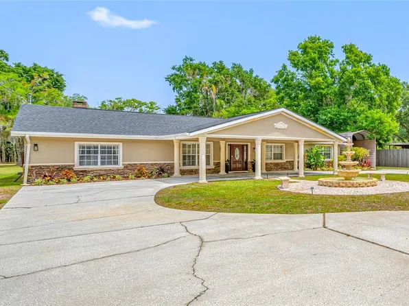 15314 Lake Magdalene Blvd, Tampa, FL 33618
