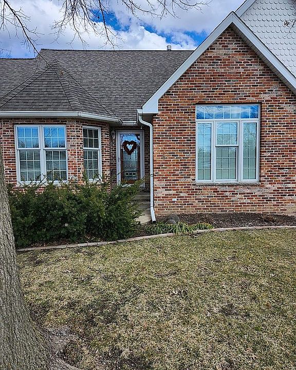 301 Fuller Ave, Streator, IL 61364 Zillow