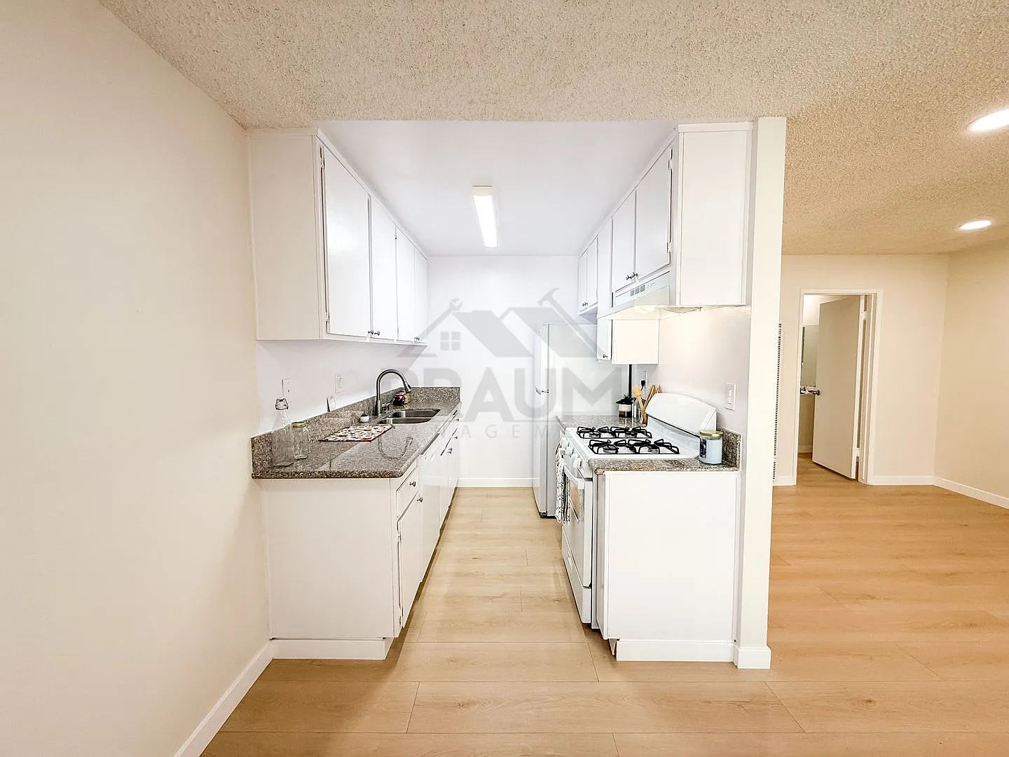 5461 KESTER — Photo 4