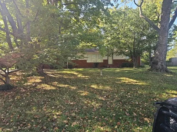 12 Brandywine Dr, Clarksville, TN 37042