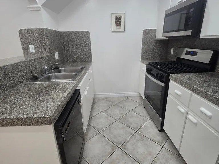 Villa Granada — Photo 52