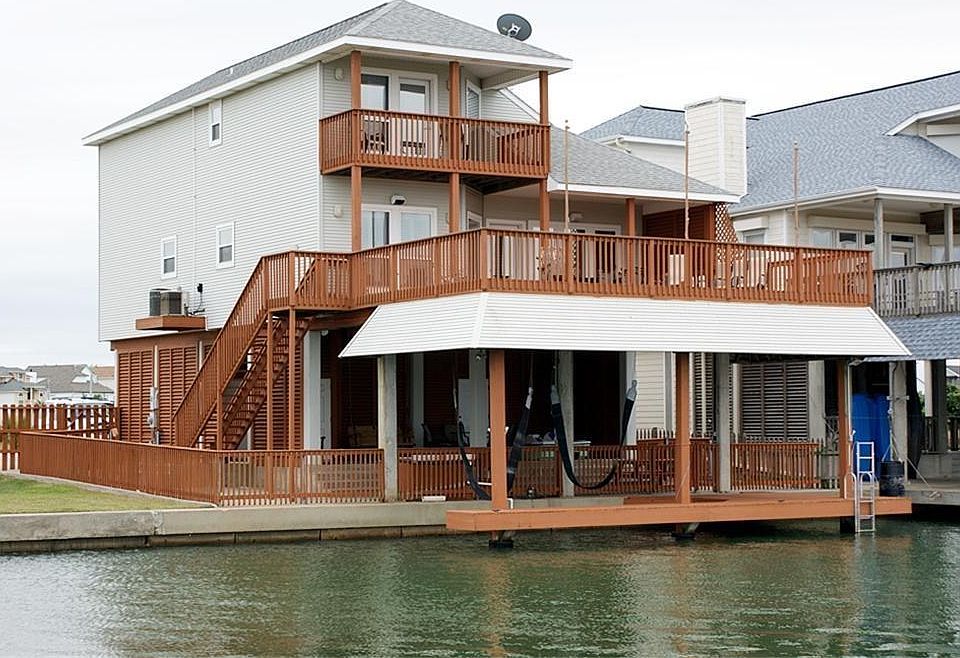 1st image of 418 Windward Way