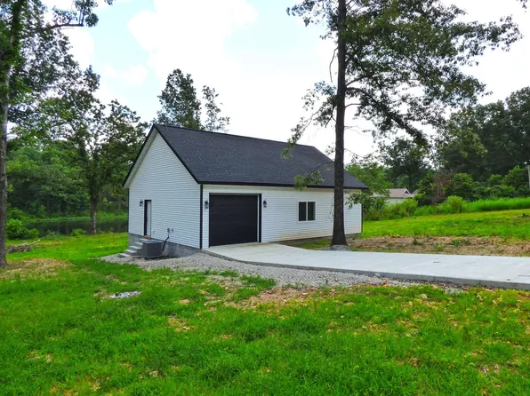 16 Oniatara Ln, Cherokee Village, AR 72529