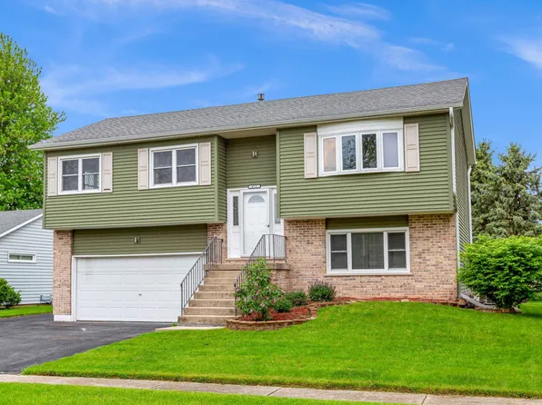 612 5th Ave, Marengo, IL 60152
