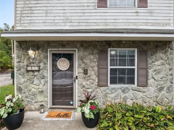 5055 Saint Patrick Cir, Charleston, WV 25313