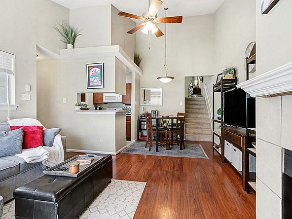 2nd image of 3506 Cove View Blvd