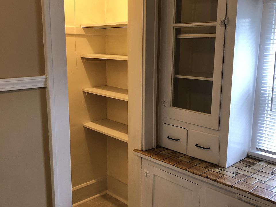 kitchen pantry