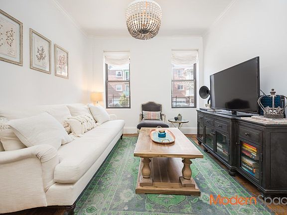 4th image of 2451 38th St APT 1A