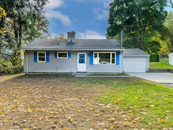 24 Ryan Rd, Northampton, MA 01062