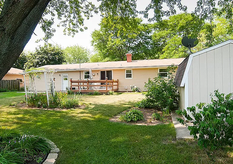 1508 Apache Ave — Photo 2