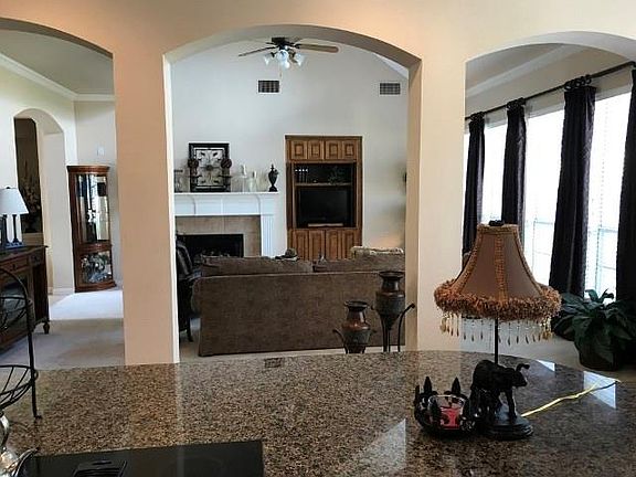 4th image of 1101 Bristlewood Dr