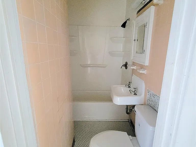 1238 Peden St #2 — Photo 11