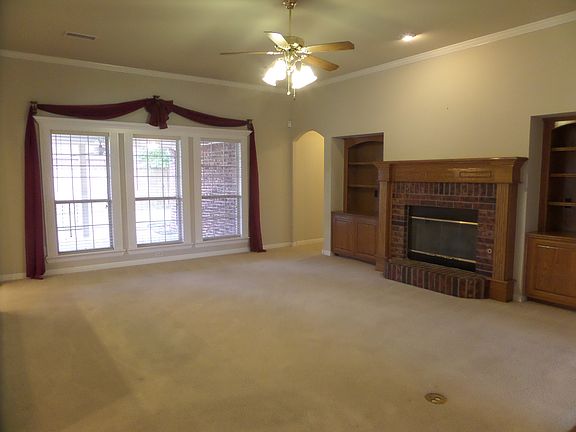 2nd image of 1221 E Wichita Ct