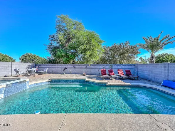 14748 W LARKSPUR Drive, Surprise, AZ 85379