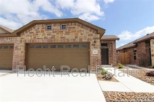 1163 Creekside Orch #1 Photo 1