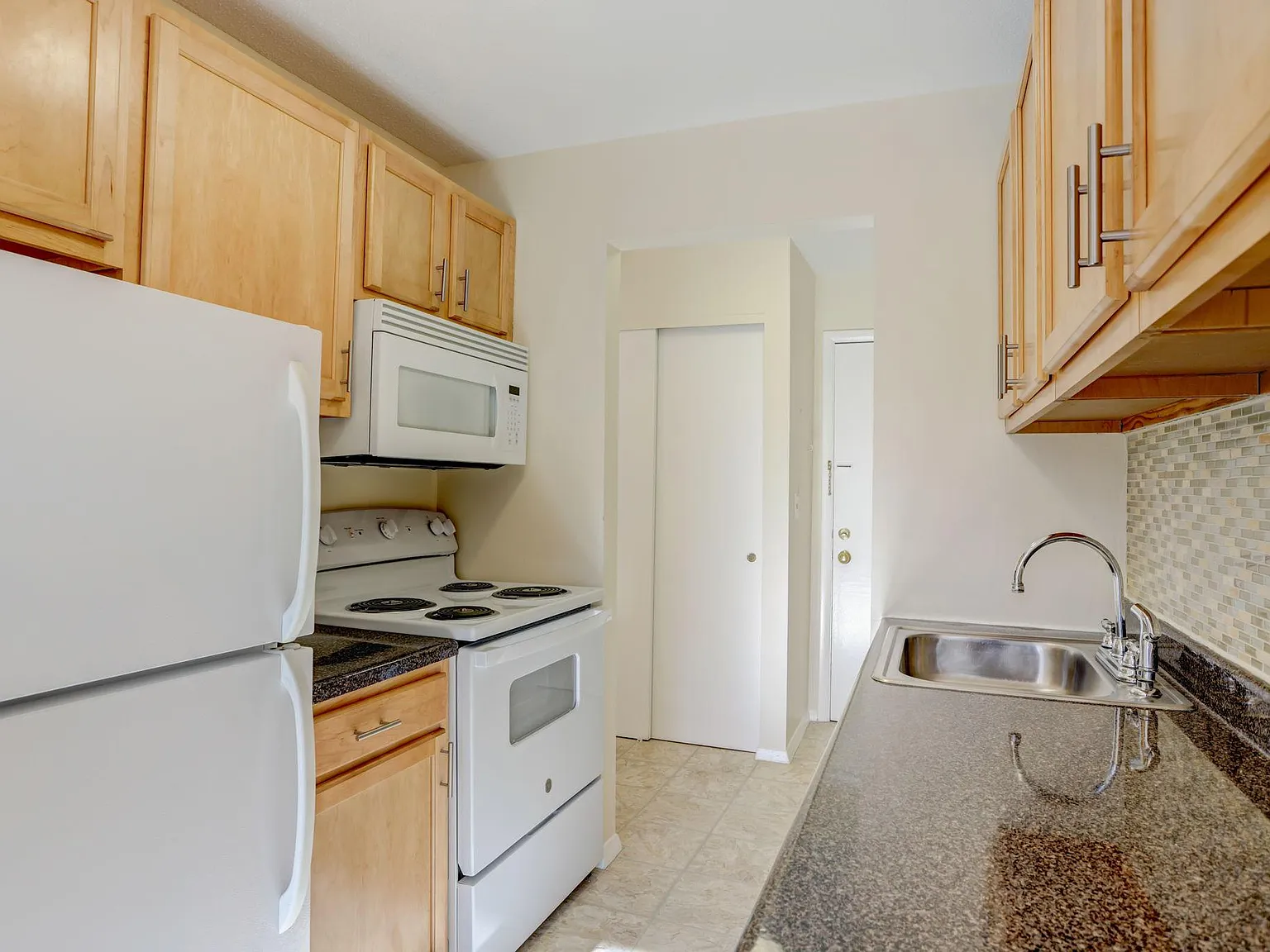 Stoneybrook Village — Photo 4