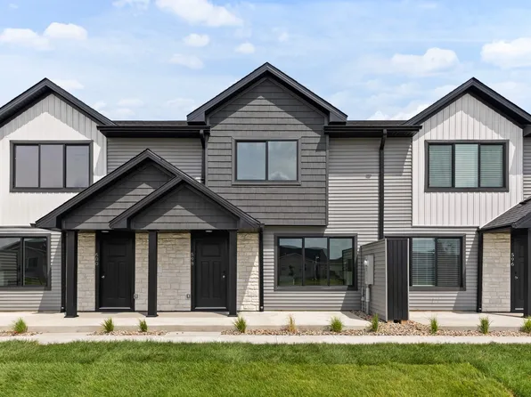 598 NE Hart Ln, Ankeny, IA 50021