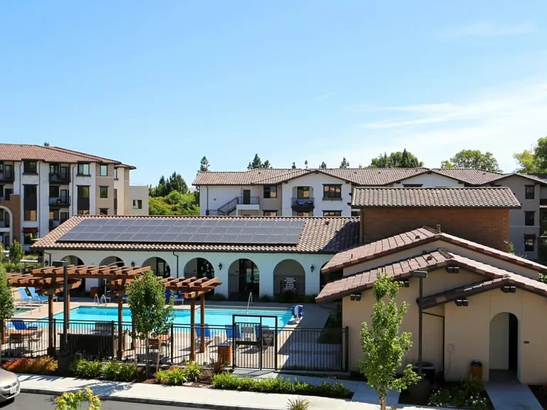 Hacienda Apartments — Photo 10