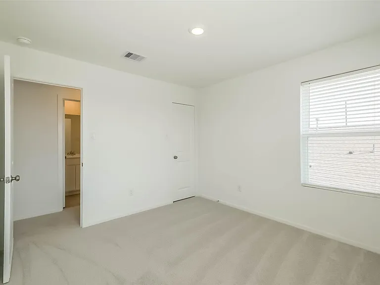 6514 Linden Leaf Dr — Photo 31