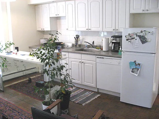 Rented by Crest Haven Realty | media 16