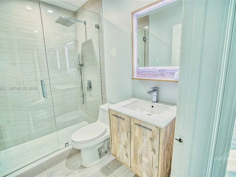 15151 NW 6th Ct — Photo 32