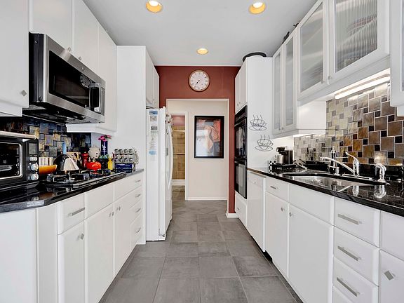 5th image of 800 Weidner Rd APT 208