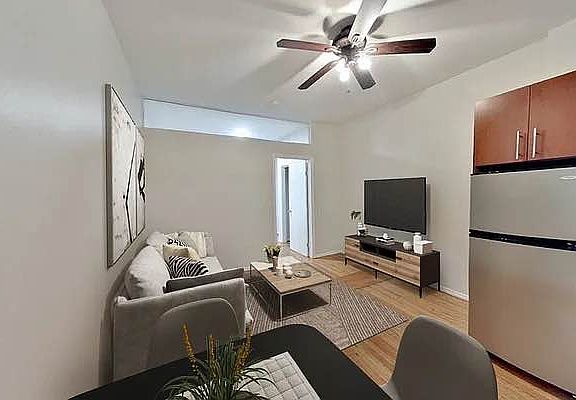3rd image of 104 Suffolk St APT 12