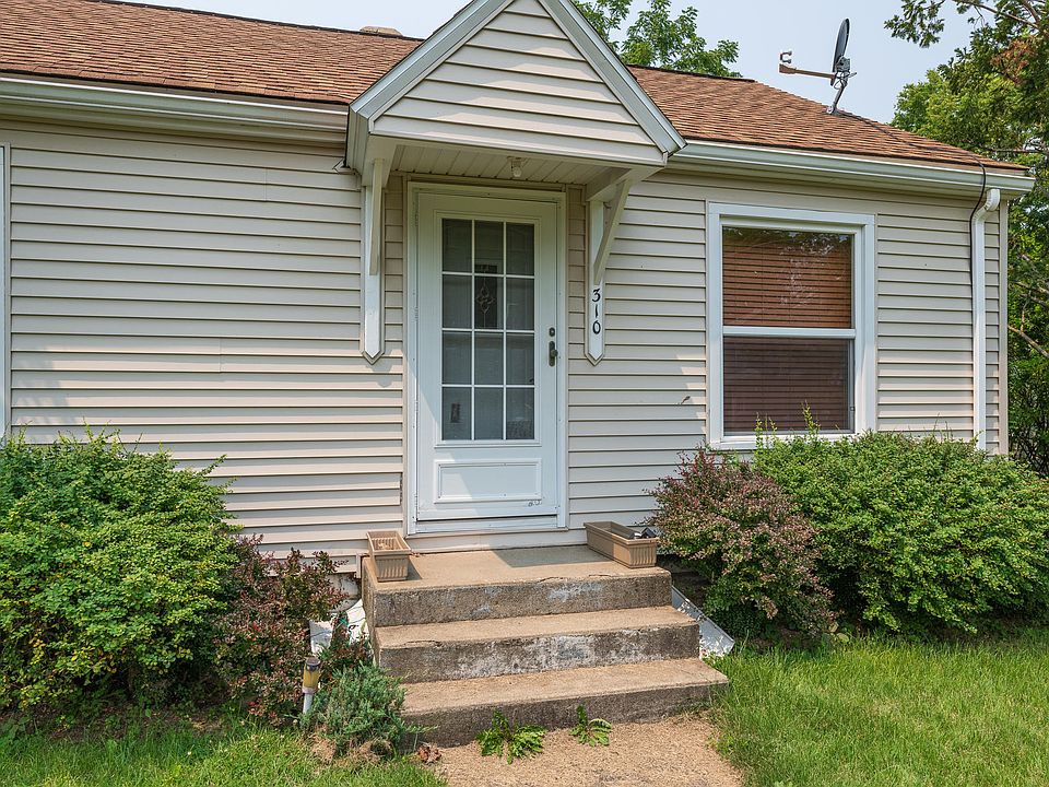 310 S Saint Joseph St, White Pigeon, MI 49099 Zillow