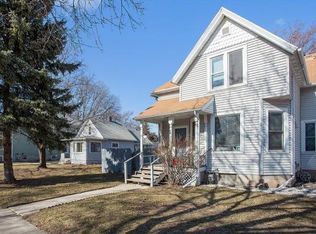 816 Division St, Green Bay, WI 54303