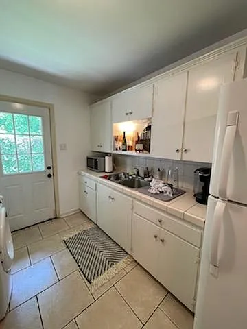 721 Maximillian St — Photo 3