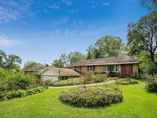 625 71st St, Darien, IL 60561