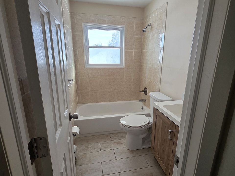 2nd image of 15 Alpine Dr APT E