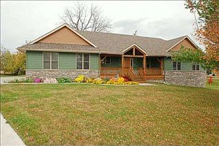 1st image of 7960 NE 27th Ave